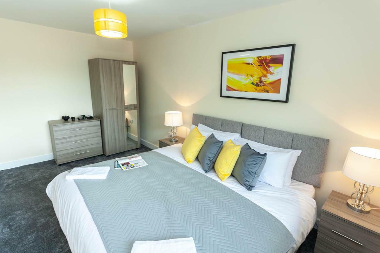4 Bed Home, Driveway Parking Ideally Located In Latchford, Warrington - Executive St Marys House Екстер'єр фото